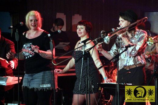 Die Tornados (D) 20 Jahre Tornados Party - Felsenkeller, Leipzig 24. Maerz 2016 (33).JPG